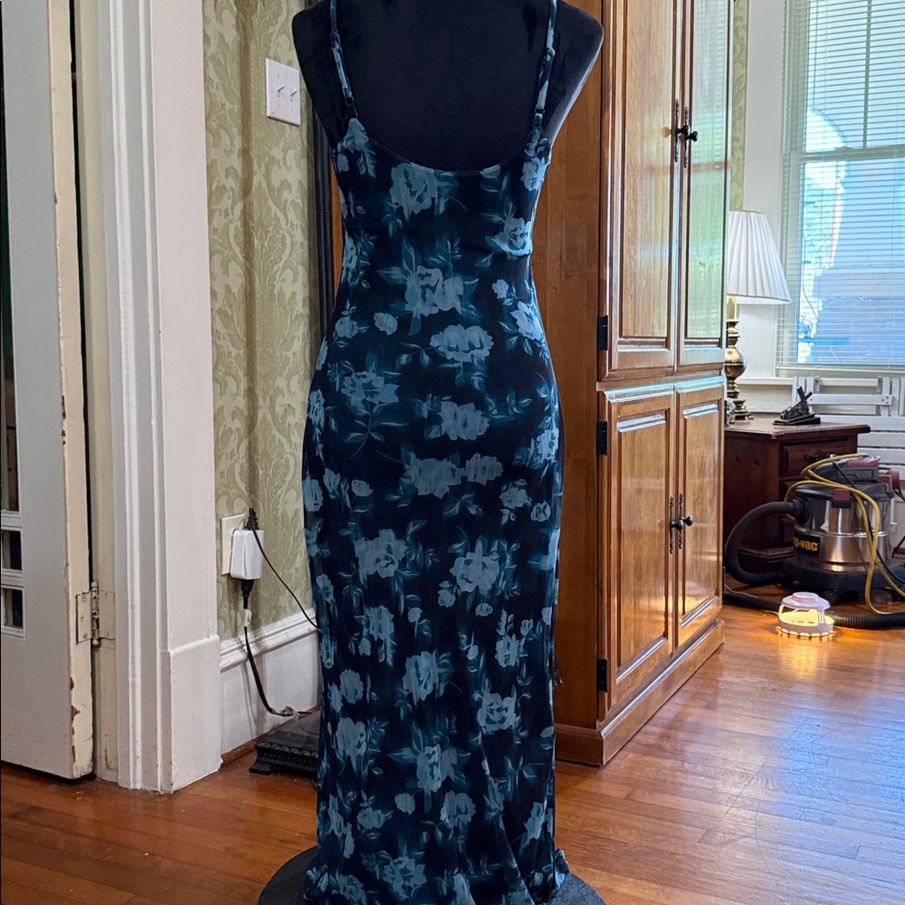 No Boundaries Blue Floral Maxi Dress - Picture 2 of 3